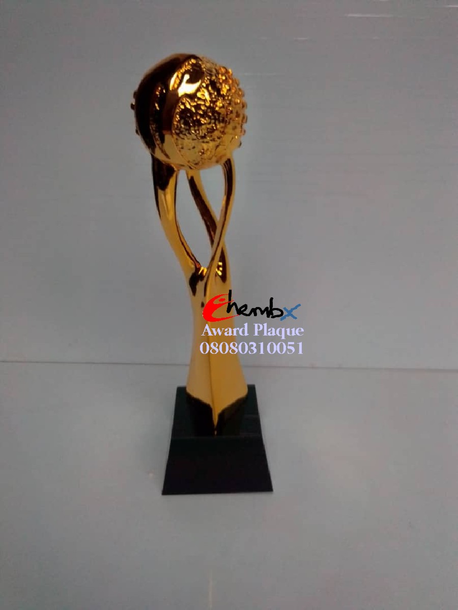 Golden%20color%20Crystal%20%20Award%20of%20Excellence%20Plaque